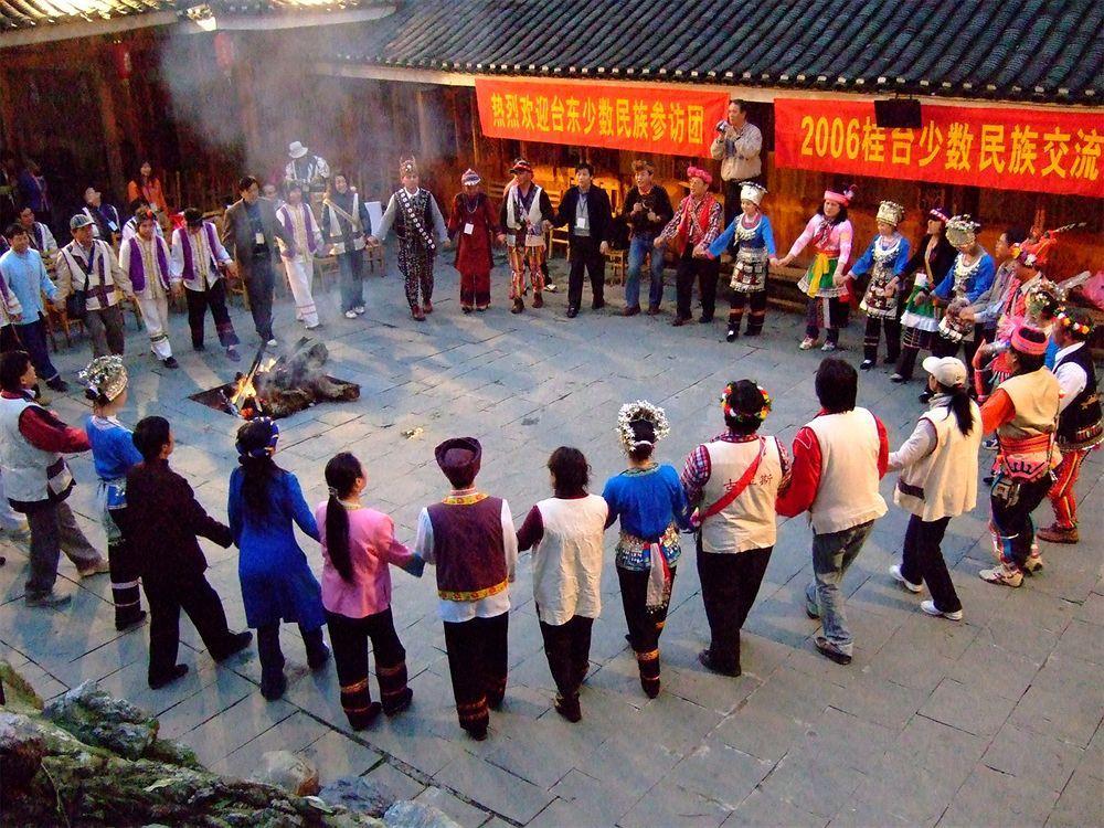 Longsheng Dtw Hotspring Resorts Guilin Exteriör bild